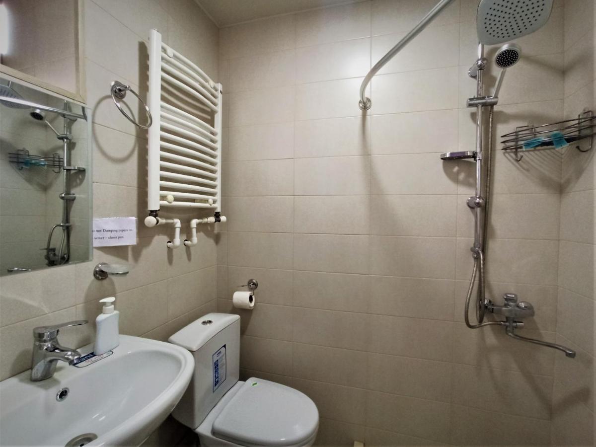 Guesthouse Lilia &Wine Celler 泰拉维 外观 照片