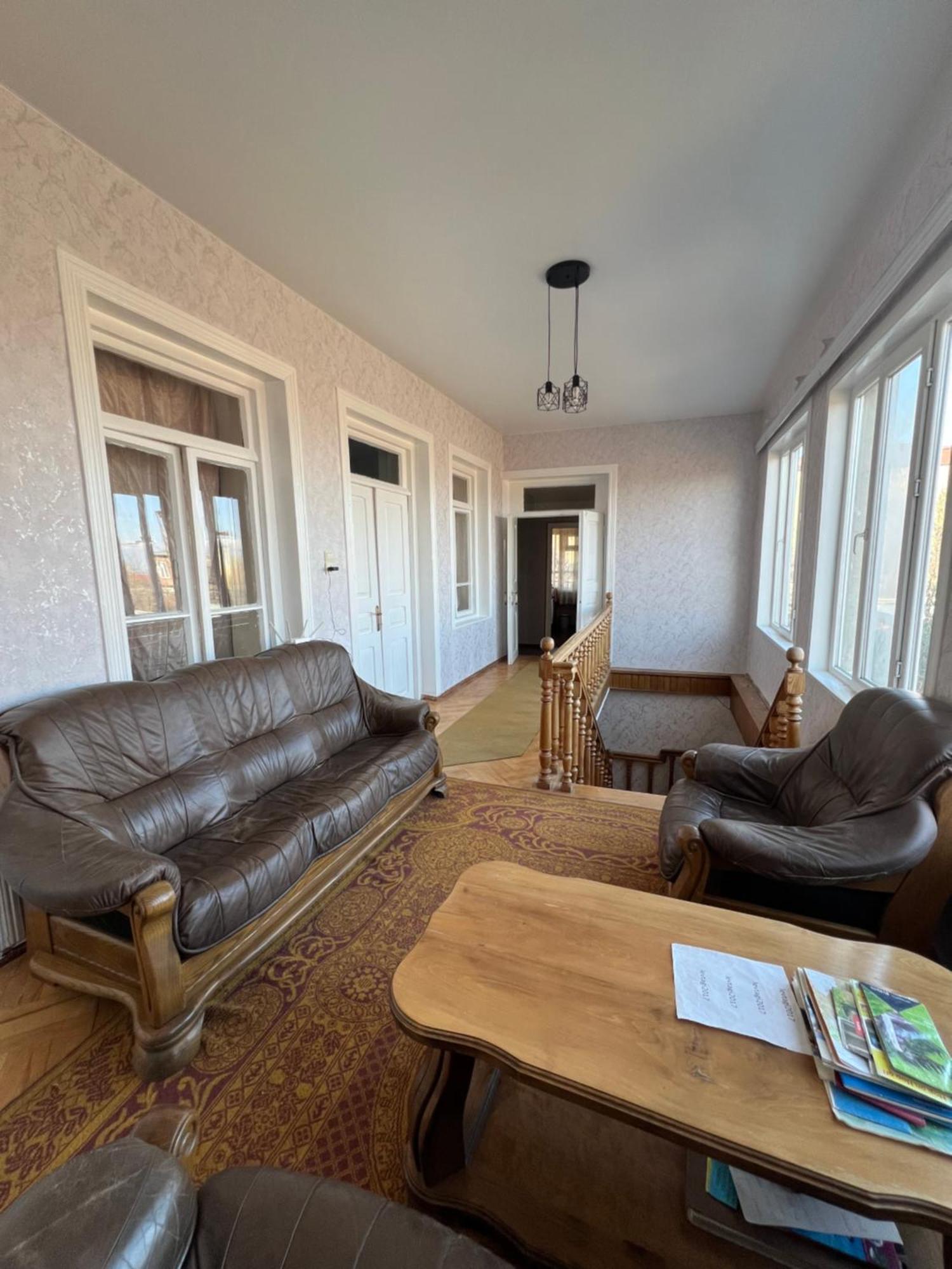 Guesthouse Lilia &Wine Celler 泰拉维 外观 照片
