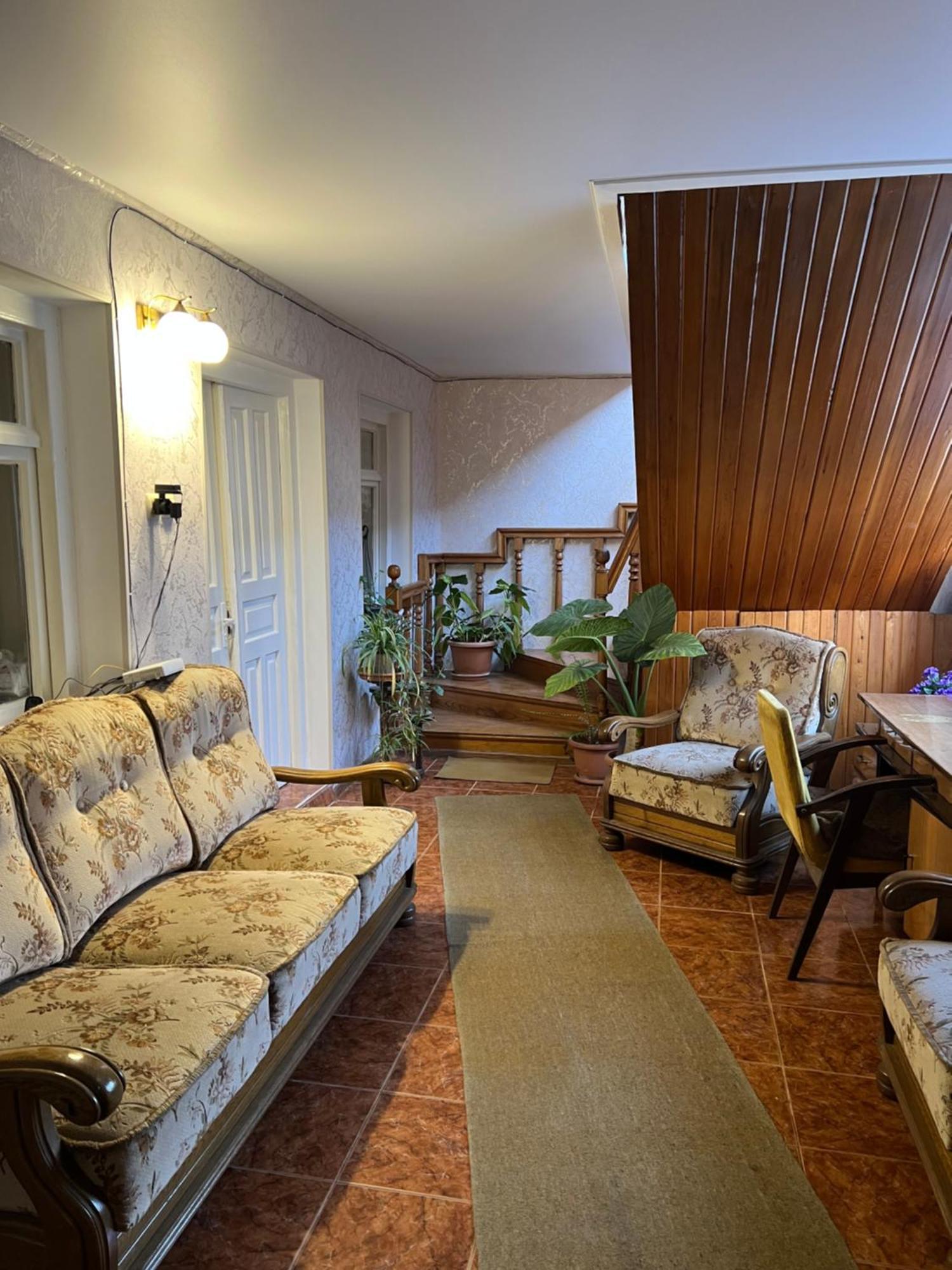 Guesthouse Lilia &Wine Celler 泰拉维 外观 照片